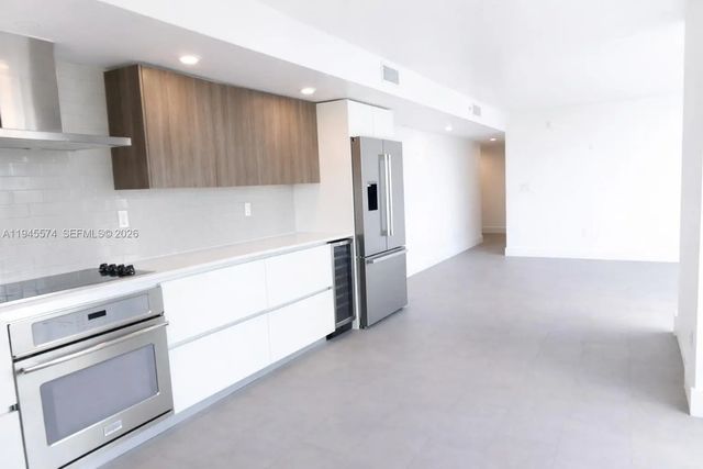 1025 92nd Street #804, Bay Harbor Islands