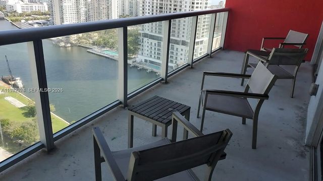 4 of 32 - 2602 E Hallandale Beach Boulevard #r2508, Hallandale Beach, FL