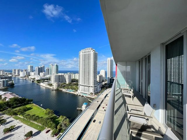 2602 E Hallandale Beach Boulevard #r2810, Hallandale Beach