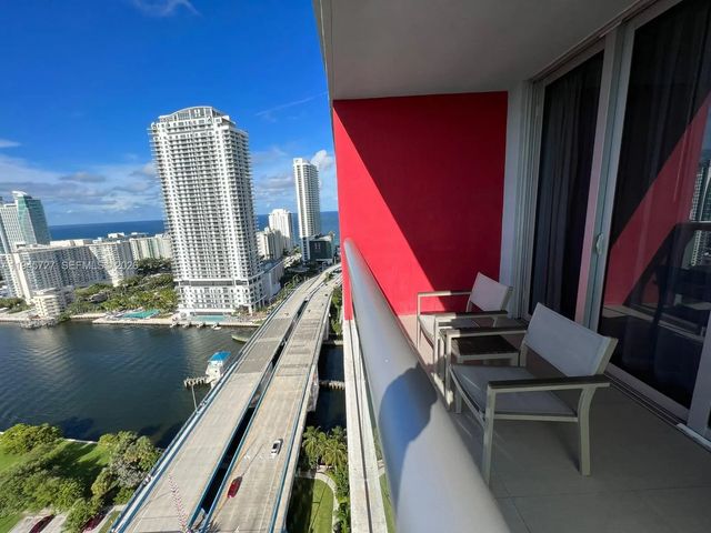 3 of 31 - 2602 E Hallandale Beach Boulevard #r2810, Hallandale Beach, FL