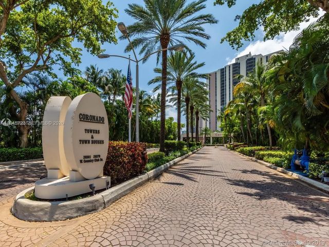 20379 W Country Club Drive #1737, Aventura
