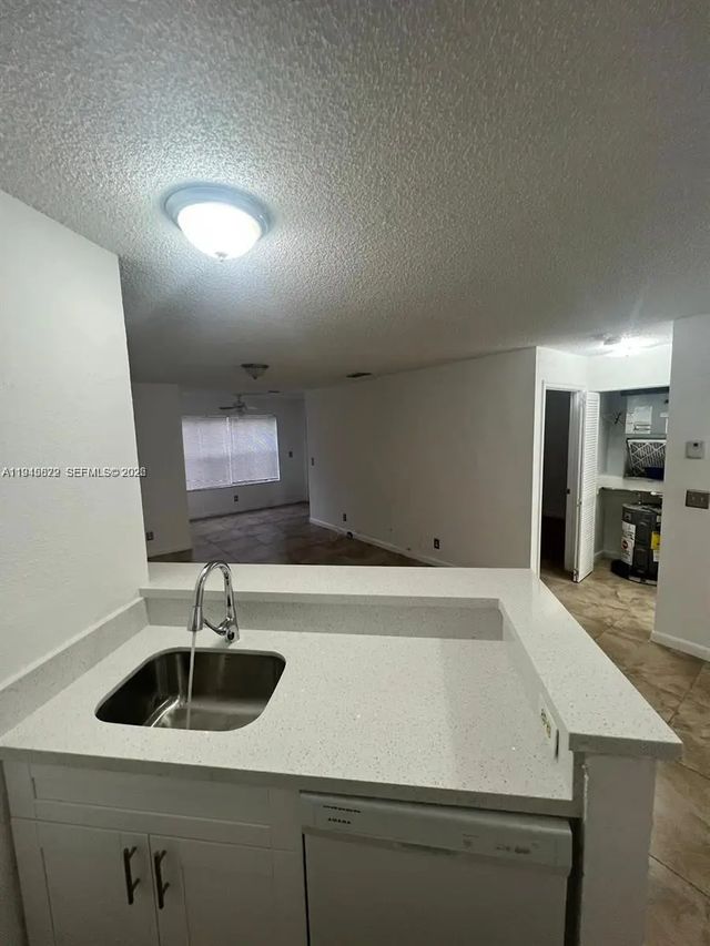3460 N Pinewalk Drive N #315, Margate
