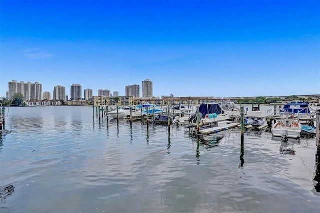 2 of 36 - 18031 Biscayne Boulevard #1104, Aventura, FL