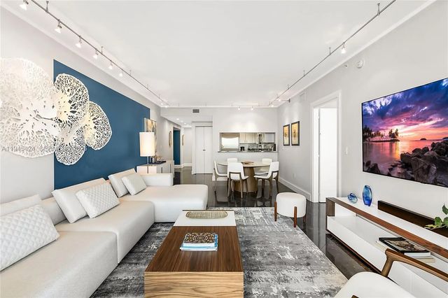 3 of 13 - 540 West Avenue #2311, Miami Beach, FL