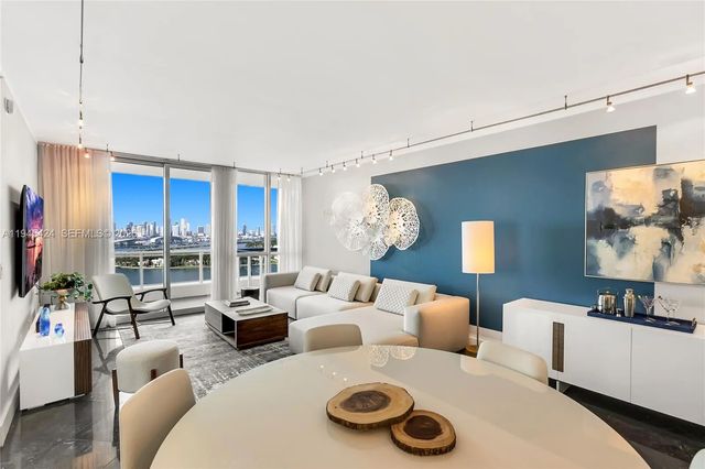 4 of 13 - 540 West Avenue #2311, Miami Beach, FL