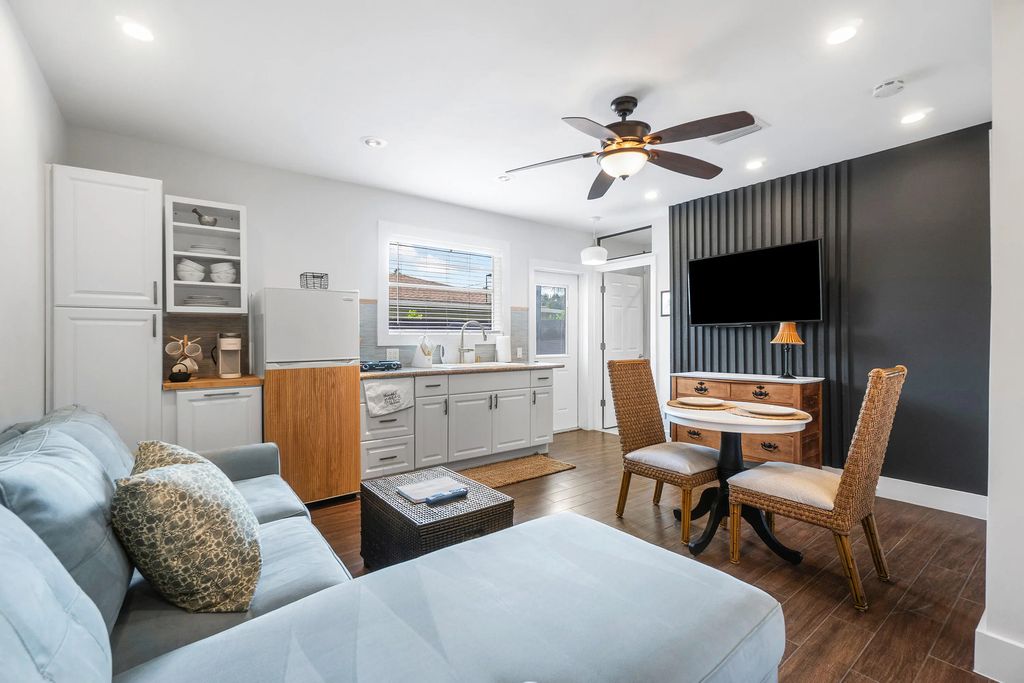 43 W Plumosa Lane #studio, Greenacres