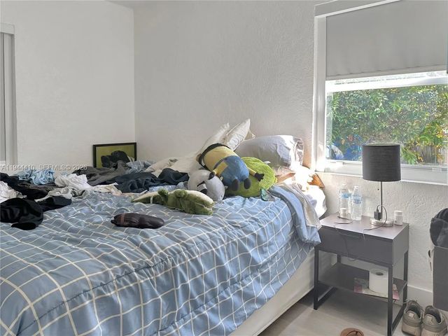 5 of 11 - 971 79th Terrace, Miami Beach, FL