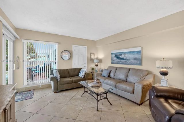 5 of 23 - 4520 El Mar Drive #12, Lauderdale-By-The-Sea, FL