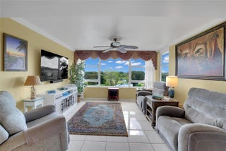 Photo of Listing #F10545494