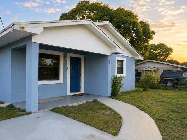 3 of 15 - 2903 Avenue R, Fort Pierce, FL