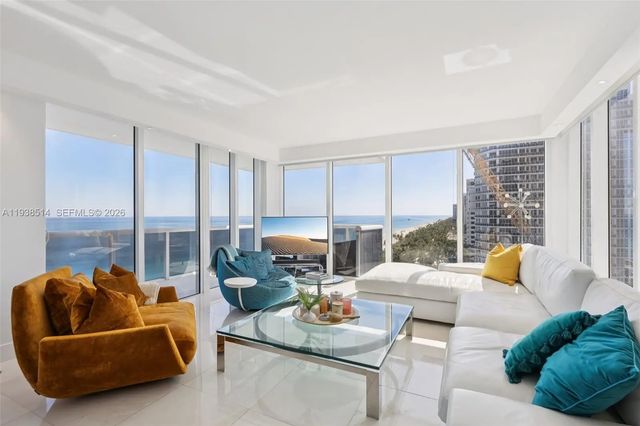 10275 Collins Avenue #1110, Bal Harbour