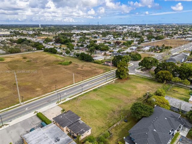 2 of 25 - 945 W Lucy Street, Florida City, FL
