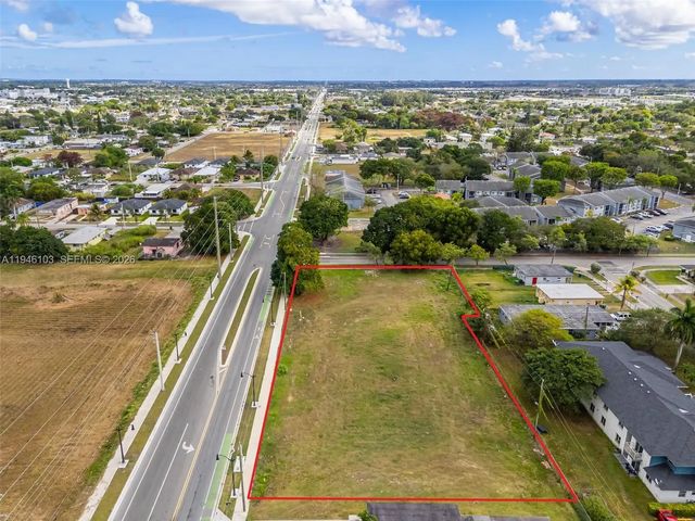 4 of 25 - 945 W Lucy Street, Florida City, FL