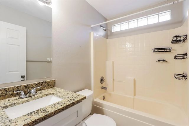 4 of 18 - 1890 4th Avenue, Vero Beach, FL