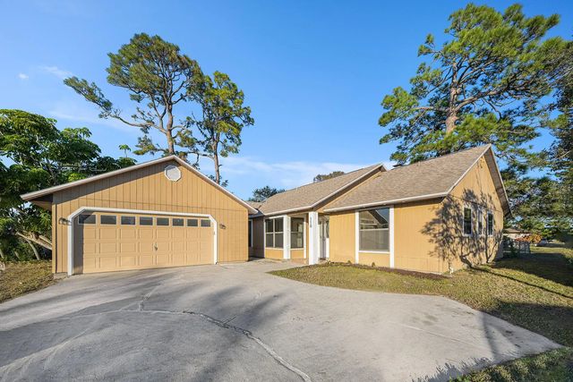 3 of 28 - 110 Cardinal Drive, Sebastian, FL