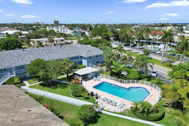 2 of 40 - 2734 Ne 27th Court #22, Lighthouse Point, FL