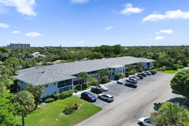 3 of 40 - 2734 Ne 27th Court #22, Lighthouse Point, FL