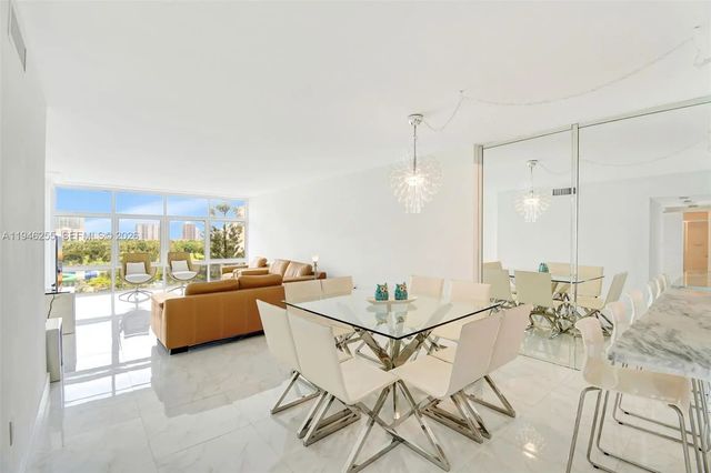 5 of 36 - 20100 W Country Club Drive #1005, Aventura, FL