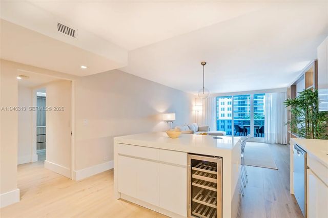 4 of 18 - 2301 Collins Avenue #719, Miami Beach, FL