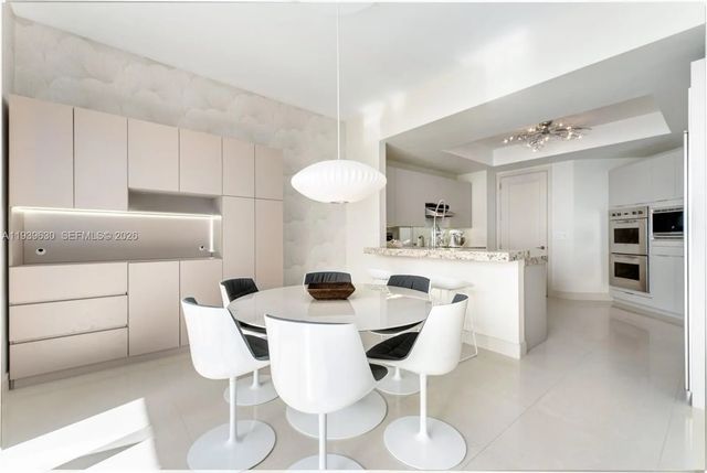 5 of 18 - 1425 Brickell Avenue #56f, Miami, FL