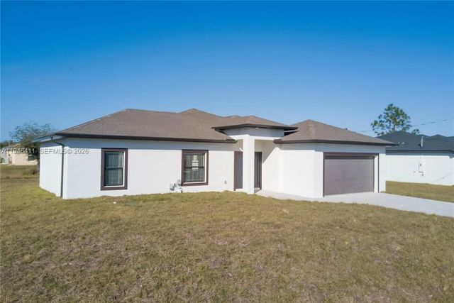 3 of 8 - 6015 Rena Avenue N, Lehigh Acres, FL