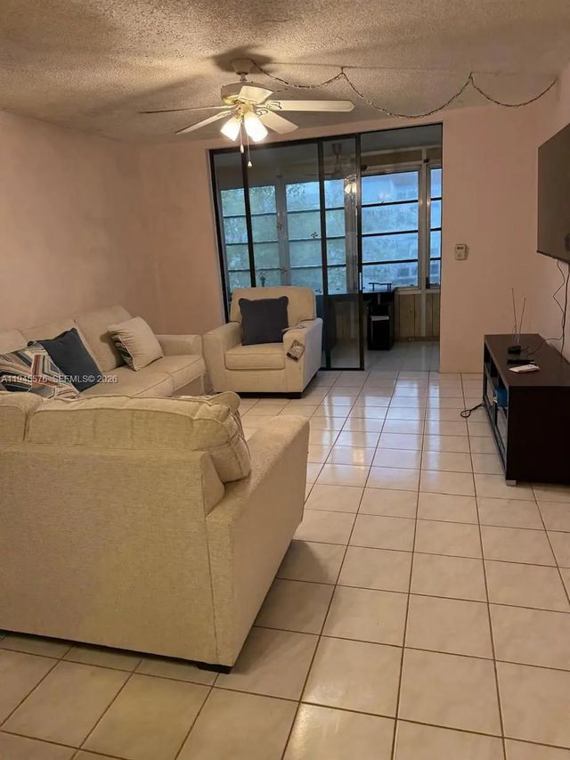 2850 Somerset Drive #309l, Lauderdale Lakes