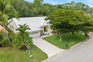 Photo of Listing #F10545713