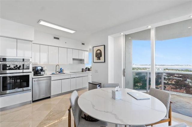 5 of 61 - 4779 Collins Avenue #2607, Miami Beach, FL