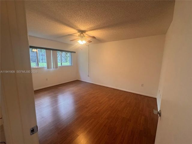 5 of 19 - 801 Sw 138th Avenue #106e, Pembroke Pines, FL