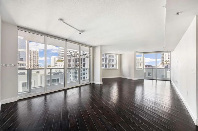 3 of 24 - 350 Se 2nd Street #870, Fort Lauderdale, FL
