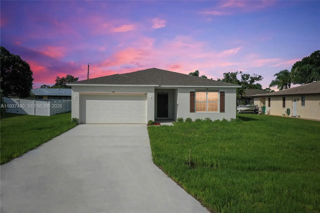 811 Se Seahouse Drive, Port St. Lucie