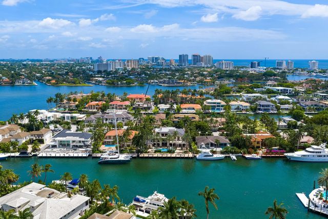 5 of 93 - 2430 Del Lago Drive, Fort Lauderdale, FL