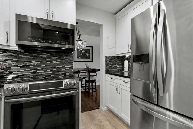 4 of 24 - 412 S Cypress Road #222, Pompano Beach, FL