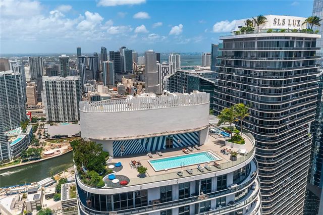 5 of 27 - 45 Sw 9th Street #1205, Miami, FL