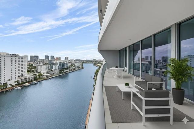 4 of 41 - 920 Intracoastal Drive #1402, Fort Lauderdale, FL