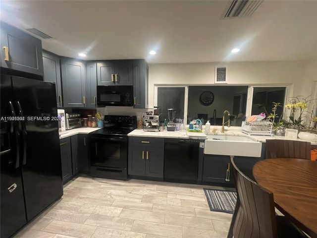 2 of 8 - 2730 Adams Street, Hollywood, FL