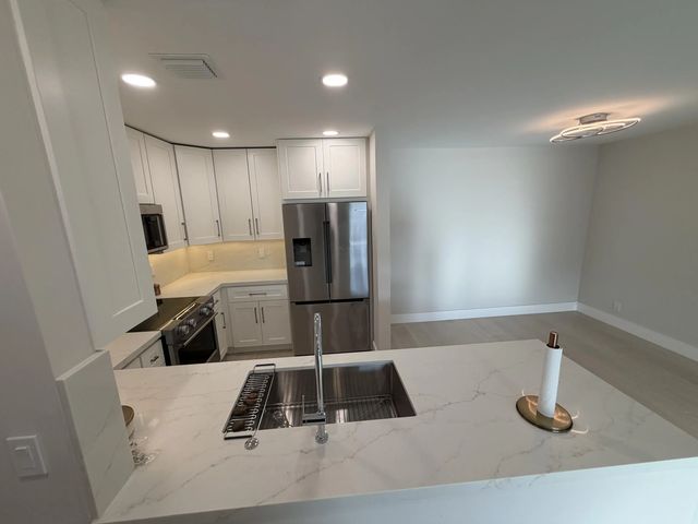 4 of 23 - 6347 Bay Club Drive #3, Fort Lauderdale, FL
