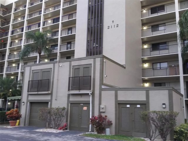 2112 S Cypress Bend Drive #207, Pompano Beach