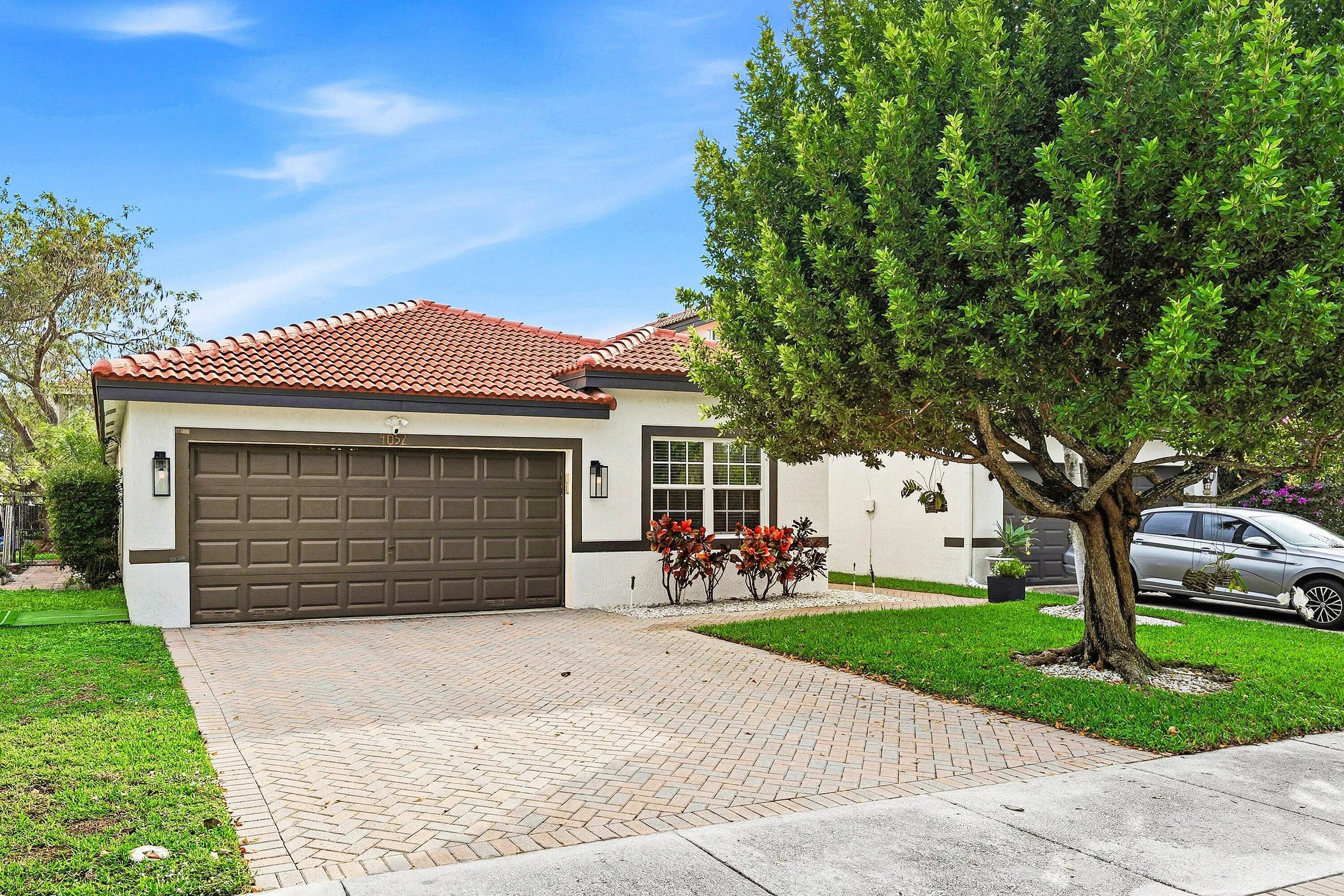 4052 Crescent Creek Place, Coconut Creek