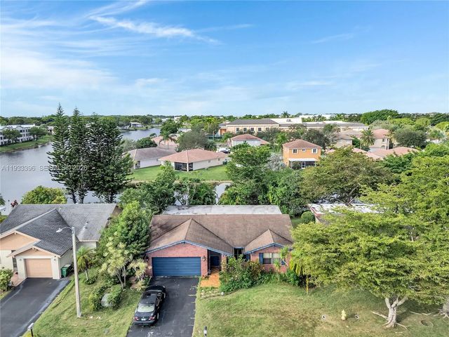 3 of 51 - 7545 Nw 99th Avenue, Tamarac, FL