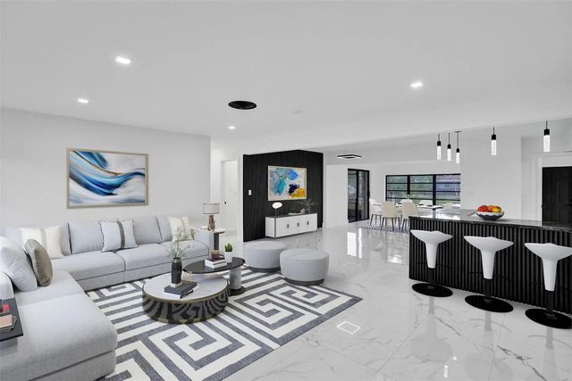 4 of 33 - 5840 Sw 14th Street, Plantation, FL
