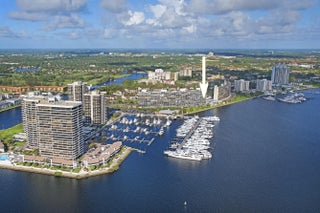 Photo of Listing #R11155064