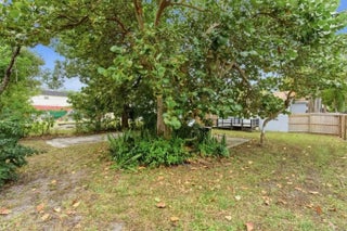 Photo of Listing #F10545281