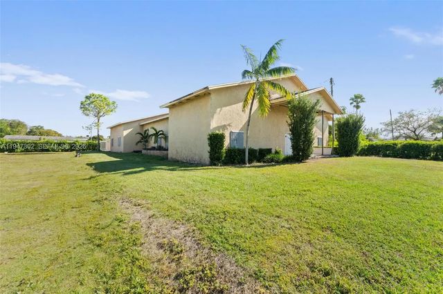 3 of 21 - 21571 Sw 110th Avenue, Miami, FL