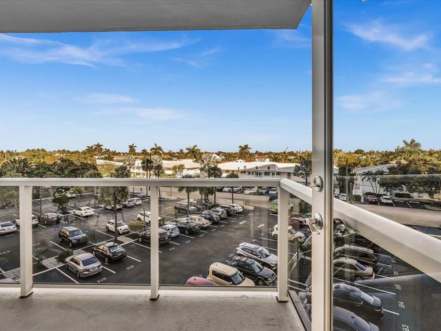 5 of 53 - 3300 Ne 36th Street #403, Fort Lauderdale, FL
