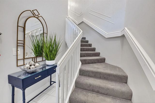 2 of 56 - 5374 Venetia Court #e, Boynton Beach, FL