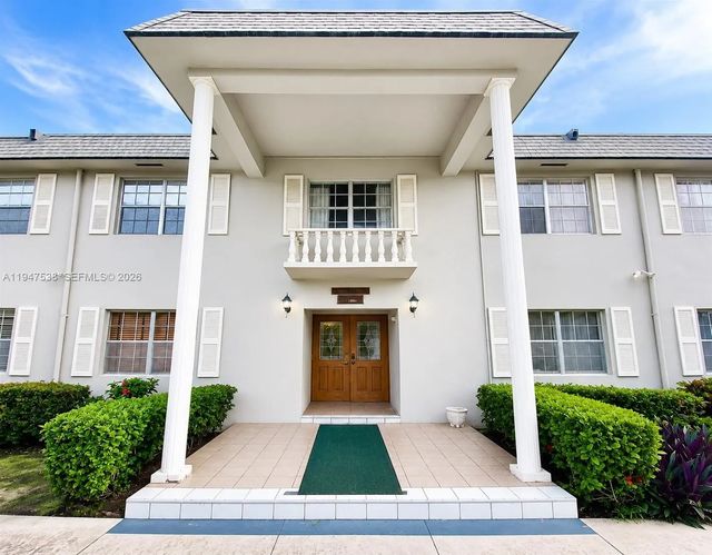 1520 Mckinley Street #216e, Hollywood