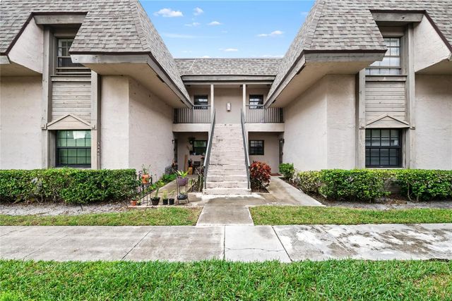 3574 Nw 95th Terrace #8q, Fort Lauderdale