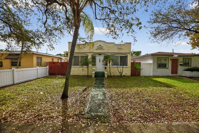 3 of 33 - 1934 Washington Street, Hollywood, FL