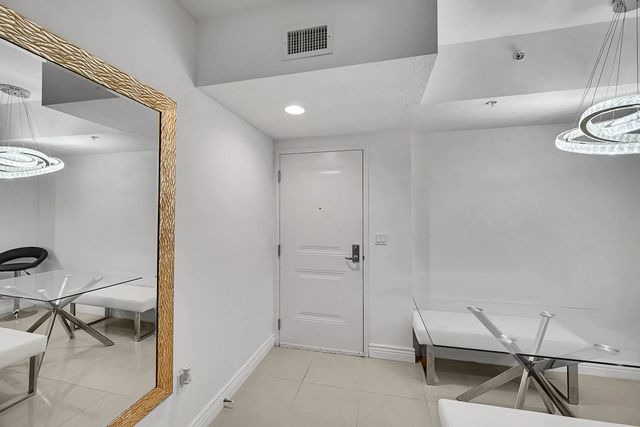 5 of 39 - 350 N Federal Highway #508, Boynton Beach, FL